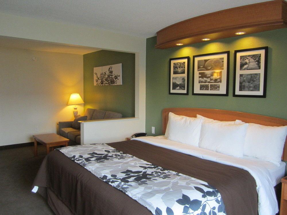 Clarion Pointe Albemarle Exterior foto