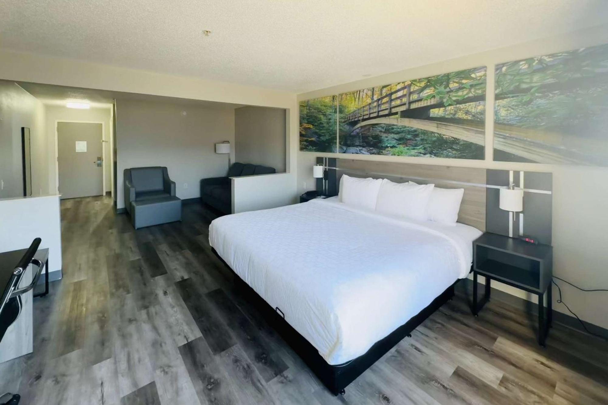 Clarion Pointe Albemarle Exterior foto