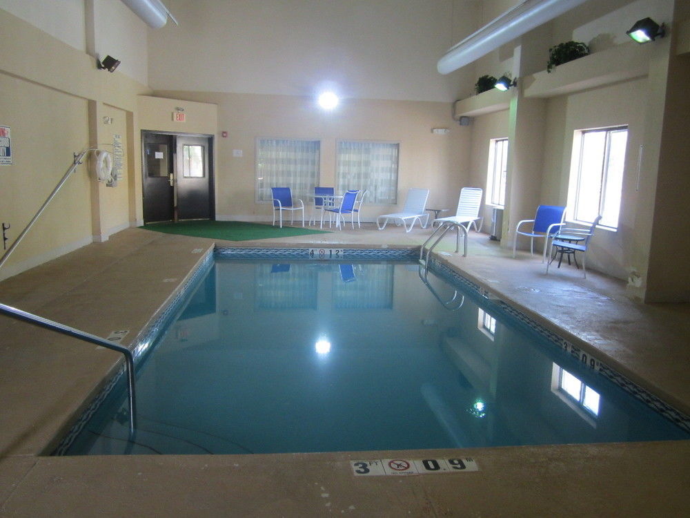 Clarion Pointe Albemarle Exterior foto