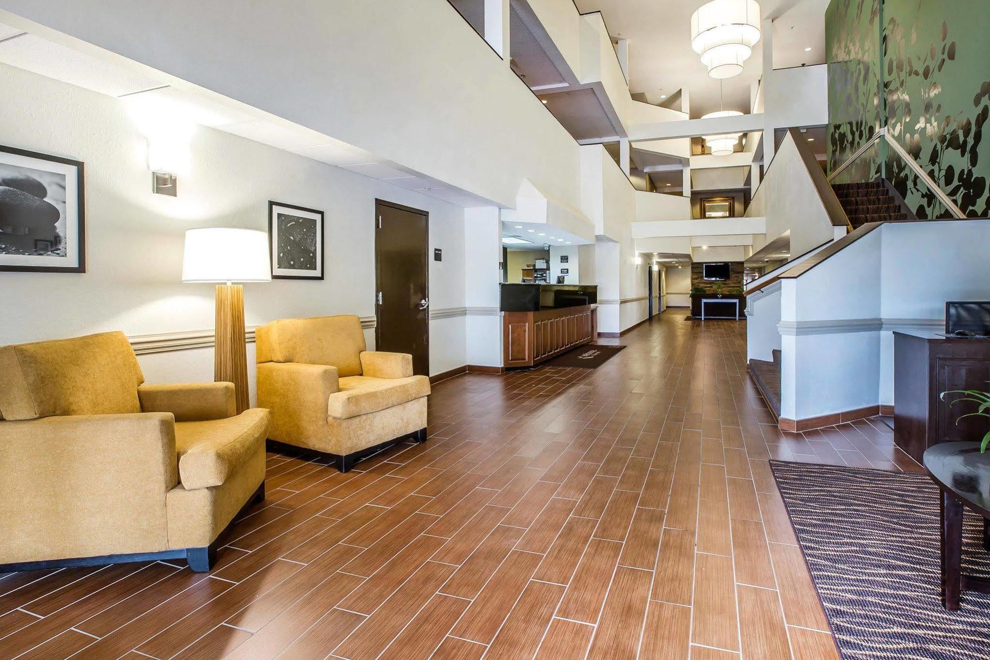 Clarion Pointe Albemarle Exterior foto